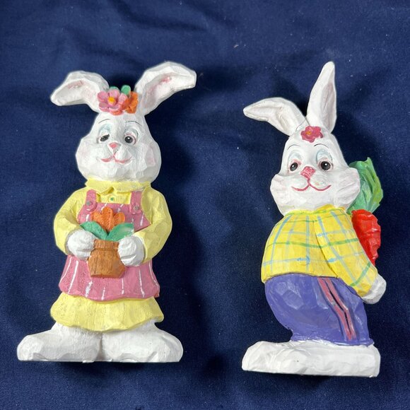 Set Of 6 Vintage Easter Bunny Figurines Ceramic & Resin Décor With Painted Detai - Picture 3 of 7